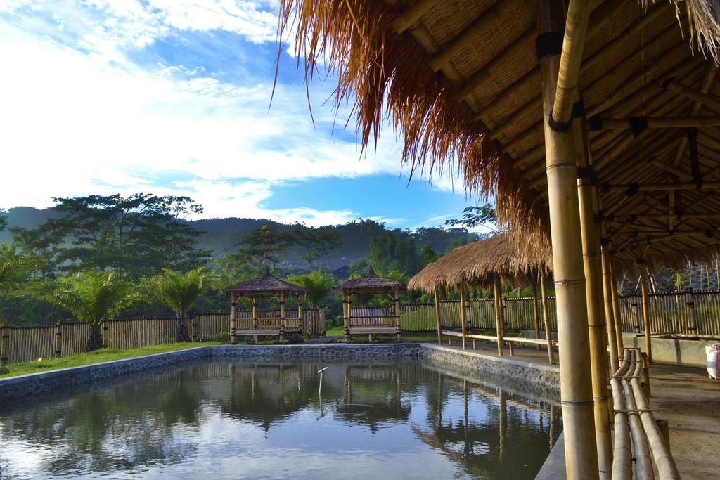 Bess Resort & Waterpark Hotel And Convention Malang Kültér fotó