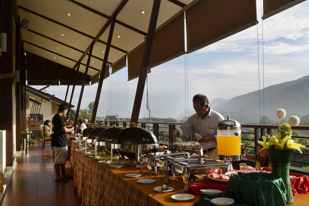 Bess Resort & Waterpark Hotel And Convention Malang Kültér fotó