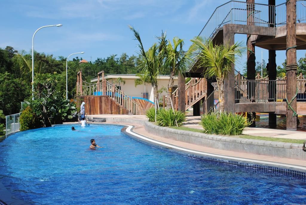 Bess Resort & Waterpark Hotel And Convention Malang Kültér fotó