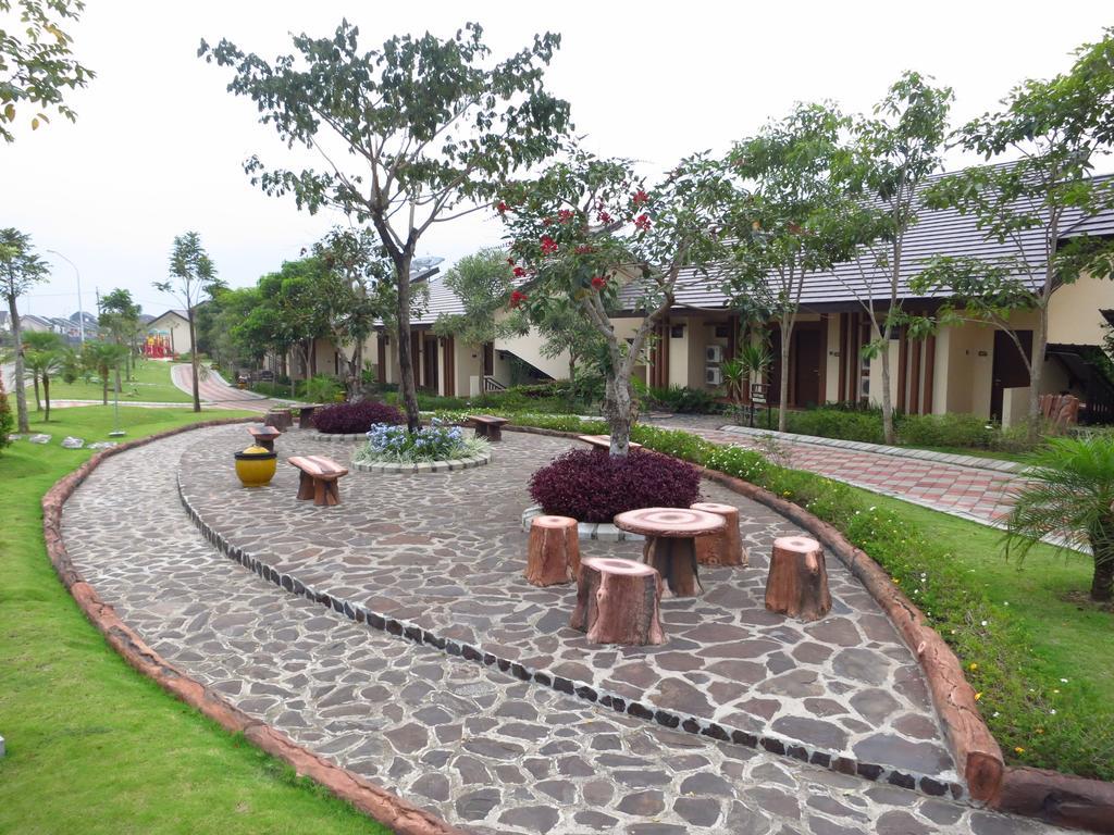 Bess Resort & Waterpark Hotel And Convention Malang Kültér fotó