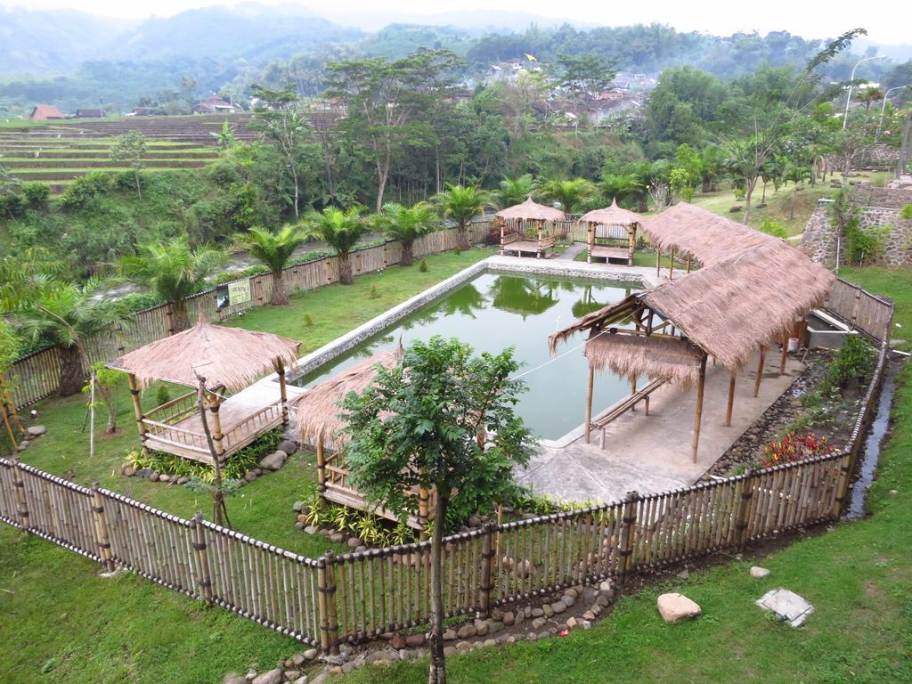 Bess Resort & Waterpark Hotel And Convention Malang Kültér fotó
